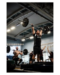 🇩🇪🇪🇺 Mixed Modal Test abgeschlossen, Tag 1 geschafft!

In Bath haben unsere Athlet:innen den Mixed Modal Test abgeschlossen. Damit ist der erste Wettkampftag vorbei.

Wir freuen uns auf morgen! 👏

#bundesverbandfitness #FunctionalFitness #DBVfF #InternationalFunctionalFitness #iF3